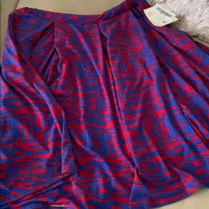 Lularoe Madison skirt with pockets.nwt